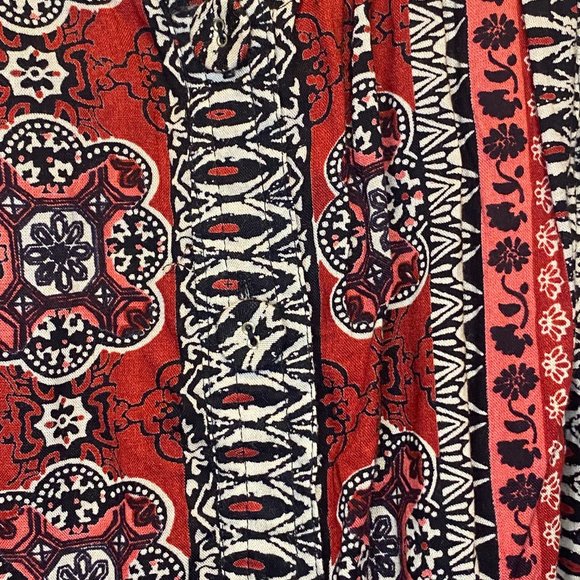 Angie mini Skirt NEW WITH TAGS size Small - Picture 4 of 7